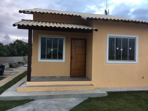 Casa À Venda Na Rua 42, Lote 47 Quadra 19, Jacaroá, Maricá - Rj - Liv-9975