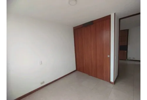 Apartamrnto En Alquiler En El Poblado - Aguacatala