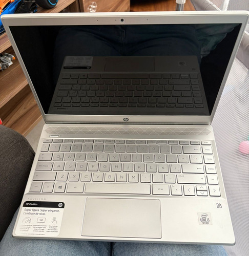Laptop Hp Pavilion 14-dv2501la Plateado (Usado)