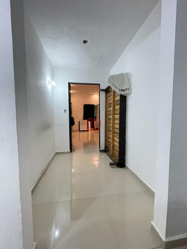 Casa En Venta En Mirador La Silla 3 Niveles, Terraza Y Cochera Techada A 3 Cuadras Estadio Bbva