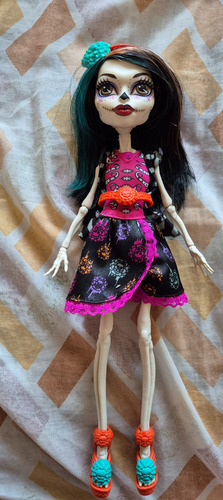 Monster High Skelita Calaveras Art Con Repain Leer Descripc