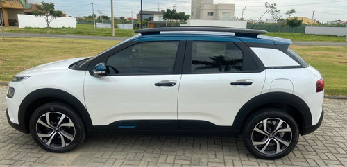 Imagem 4 de 8 de Citroën C4 Cactus 2019 1.6 Shine Pack 16v Thp Aut. 5p