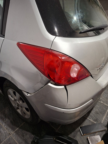 Nissan Tiida 1.8 Acenta 4 p