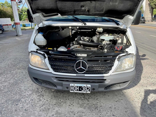 Imagen 22 de 25 de Mercedes-benz Sprinter 2008 2.1 313 Combi 3550 11+1 Lujo
