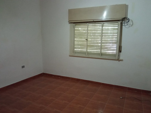 Imagen 10 de 14 de Casa En Venta En Moron Sur