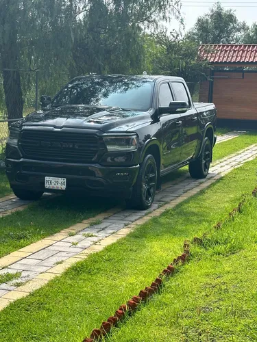 RAM Ram 1500 5.7 Laramie Sport Crew Cab 4X4