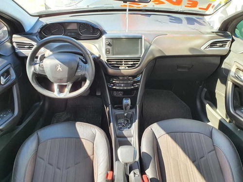 Peugeot 2008 Griffe At