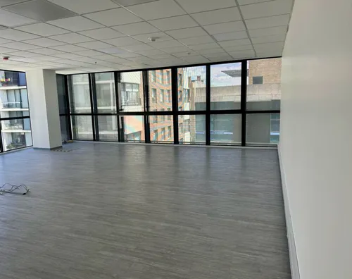 Oficina En Arriendo/venta En Chico Norte. Cod A1004432
