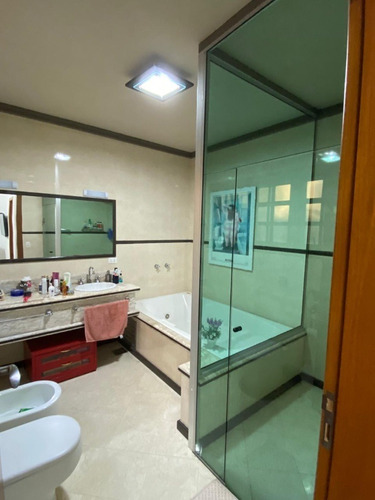Casa À Venda Na Rua Das Nogueiras, Jardim, Santo André - Sp - Liv-8626