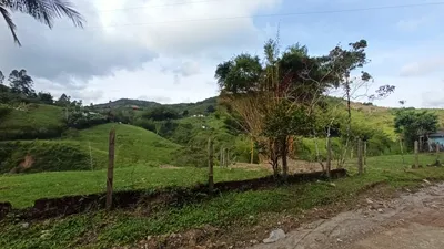 Lote y casalote en venta