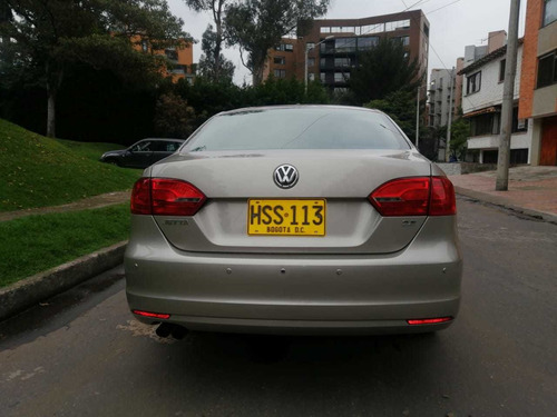 Volkswagen New Jetta At 2500