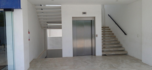 Imagen 4 de 19 de Edificio Corporativo En Renta - Zona Norte De Merida Perifér