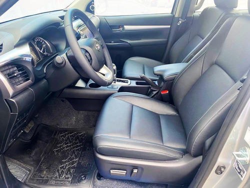 Imagem 4 de 5 de Toyota Hilux Cd Srx 4x4 2.8 Tdi 16v Diesel Aut.