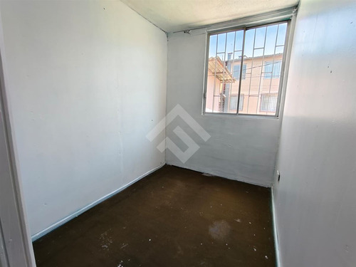 Departamento En Venta De 3 Dorm. En Maipú
