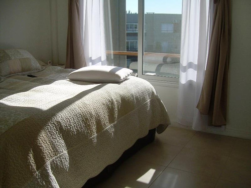 Imagen 5 de 9 de Departamento - Barrio Lago Escondido
