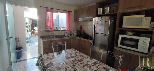 Imagem 9 de 14 de Casa Para Venda Em Guarapuava, Boqueirão, 2 Dormitórios, 1 Suíte, 2 Banheiros, 1 Vaga - Cs-0028_2-733922