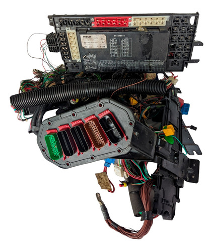 Ramal Iveco Completo Incluye Computadora Fusiblera Original