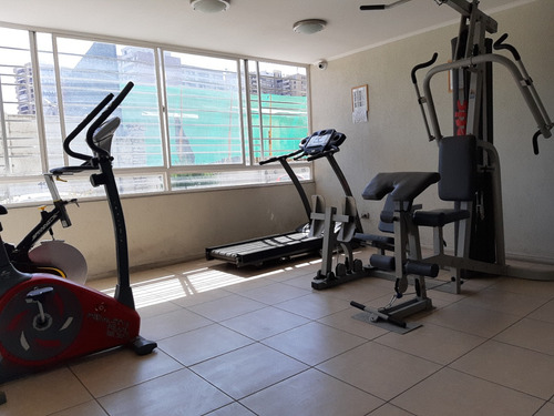 Arriendo Departamento 2 Dormitorios Metro Parque Almagro