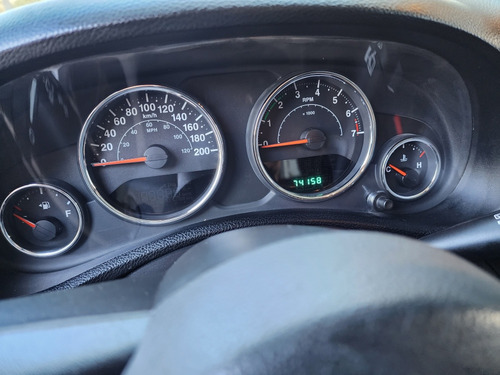 Jeep Wrangler 3.6 3p Sahara 4x4 At