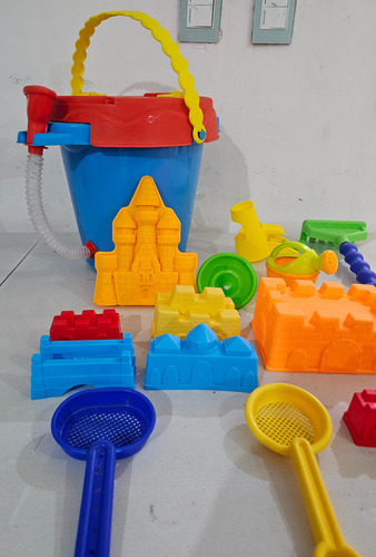 Set De Cubeta Para Playa (Usado)