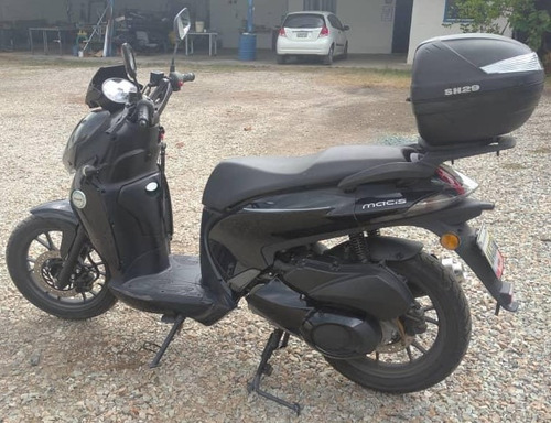 Imagen 2 de 3 de Benelli 2020
