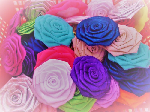 Imagen 1 de 5 de Combo De Flores En Cinta Y Tela Para Lazos, Diademas, Etc