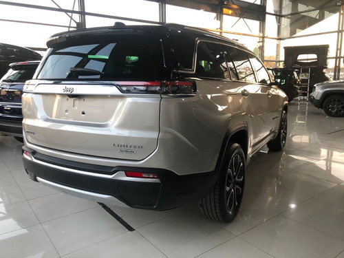 Imagen 3 de 15 de Jeep Commander Limited 1.3