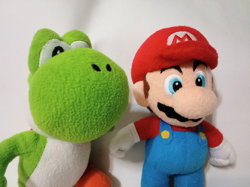 Peluches Originales Mario & Yoshi Miden 23 Cm Nintendo 2012