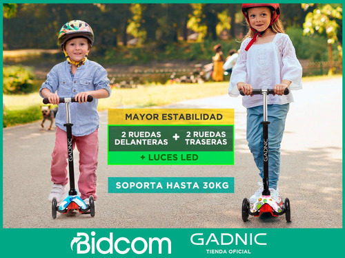 Imagen 5 de 10 de Monopatin Gadnic Reforzado Luces Led Plegable Portatil Freno