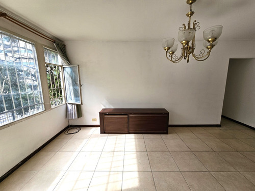 Departamento De Tres Amb En Venta San Cristobal