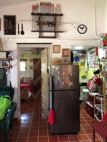 Vendo Casa De Veraneo En La Colonia, San Cristobal