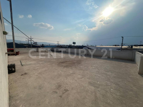 Bodega En Venta En Col. Abastos, San Luis Potosí, S.l.p.