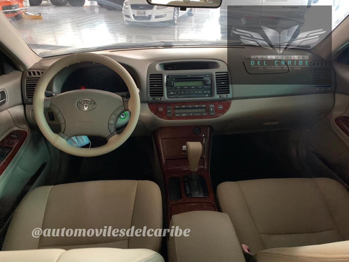 Toyota Camry Automatico