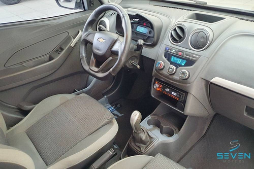 Imagem 10 de 15 de Chevrolet Montana 1.4 Mpfi Ls Cs 8v Flex 2p Manual
