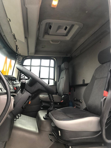 Vw 24280 6x2 Constellation Ano 2014 Bau Furgao 9,00mts 24250