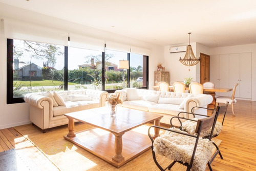 Espectacular Casa De Diseño En Carmel Id 5642