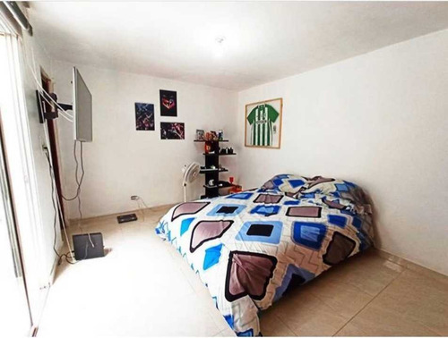 Imagen 7 de 12 de Venta De Casa En Medellín Sector Laureles