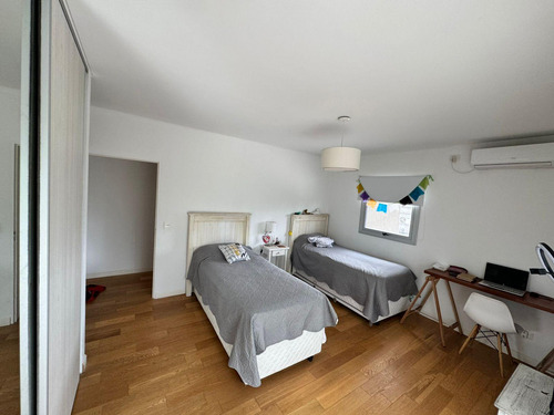 Casa En Tipas Nordelta 280 M2 Cub. Vista Al Lago Venta / Alquila