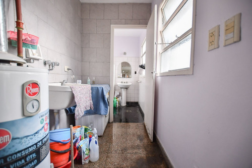 Imagen 23 de 27 de Casa De 3 Dormitorios Y Patio En Venta, La Plata