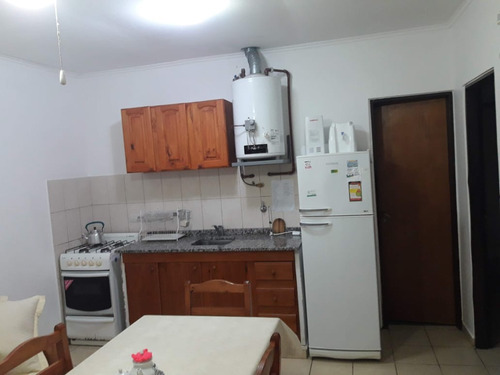 Casa Con Departamento De 1 Dormitorio En Venta Barrio Cicle