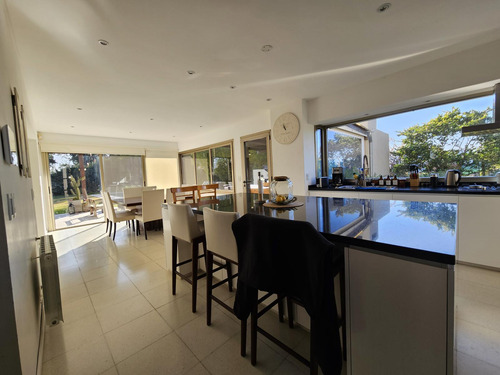 Venta Casa En Aldea Fisherton