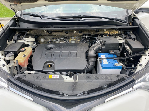 Imagen 25 de 25 de Toyota Rav 4 2017 Street 4x2