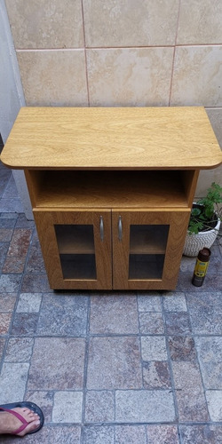 Imagen 2 de 6 de Mesa De Tv Ruedas Puertas Vidrio. Ideal Ps3 Ps4 Dvd Bluray