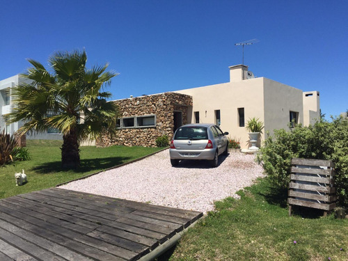 Venta Casa En Altos De La Tahona