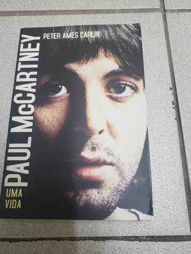 Livro Paul Mccartney (uma Vida)