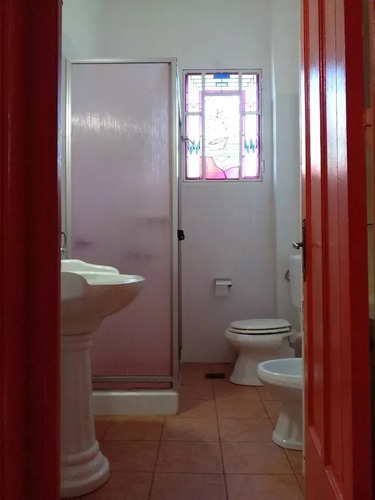 Vende Casa Esquina Con Local Comercial, En Ejido. Reciclada A Nuevo. Hogar O Empresa.