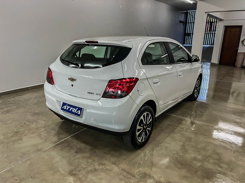 Chevrolet Onix HATCH LTZ 1.4 8V FlexPower 5p Aut.