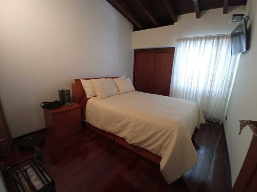 Imagen 16 de 26 de Venta Casa 200 M2 5h/4b/ 2p Alto Prado