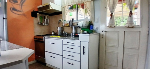 Venta Ph 3 Ambientes C/patio Luzuriaga - Permuta