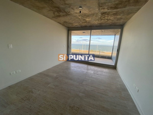 Imagen 14 de 30 de Apto Con Vista A La Playa Mansa, Con Estufa A Leña Y Parrillero.